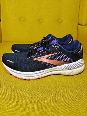 Brooks Adrenaline GTS 22 Women's Running Shoes Blue Purple Sneakers Size 8